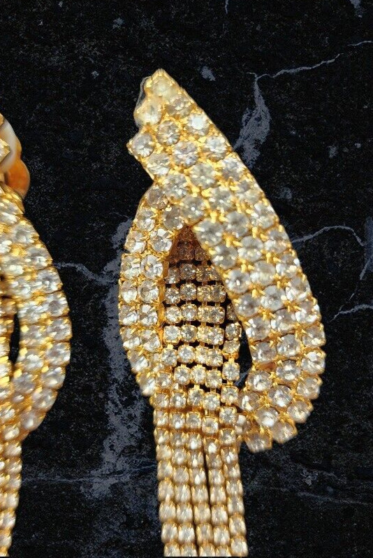 STRIKING Dangle Earrings Covered In Crystals Clip On Gold Tone Dangle 3.75″