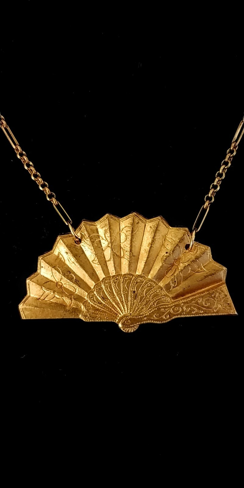 Vintage Art Deco Die Struck Fan Crystal Necklace