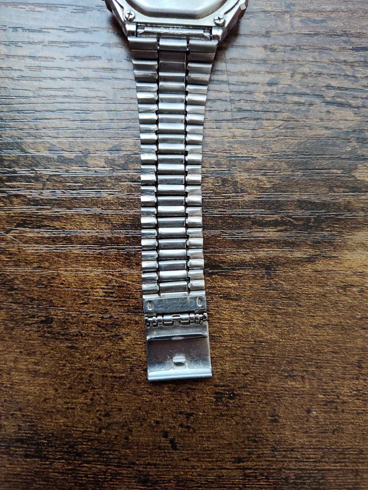 CASIO A168WEC-1EF⎪A168WEC-1⎪Original⎪Vintage ICONIC⎪Retro⎪CAMUFLAJE Gris