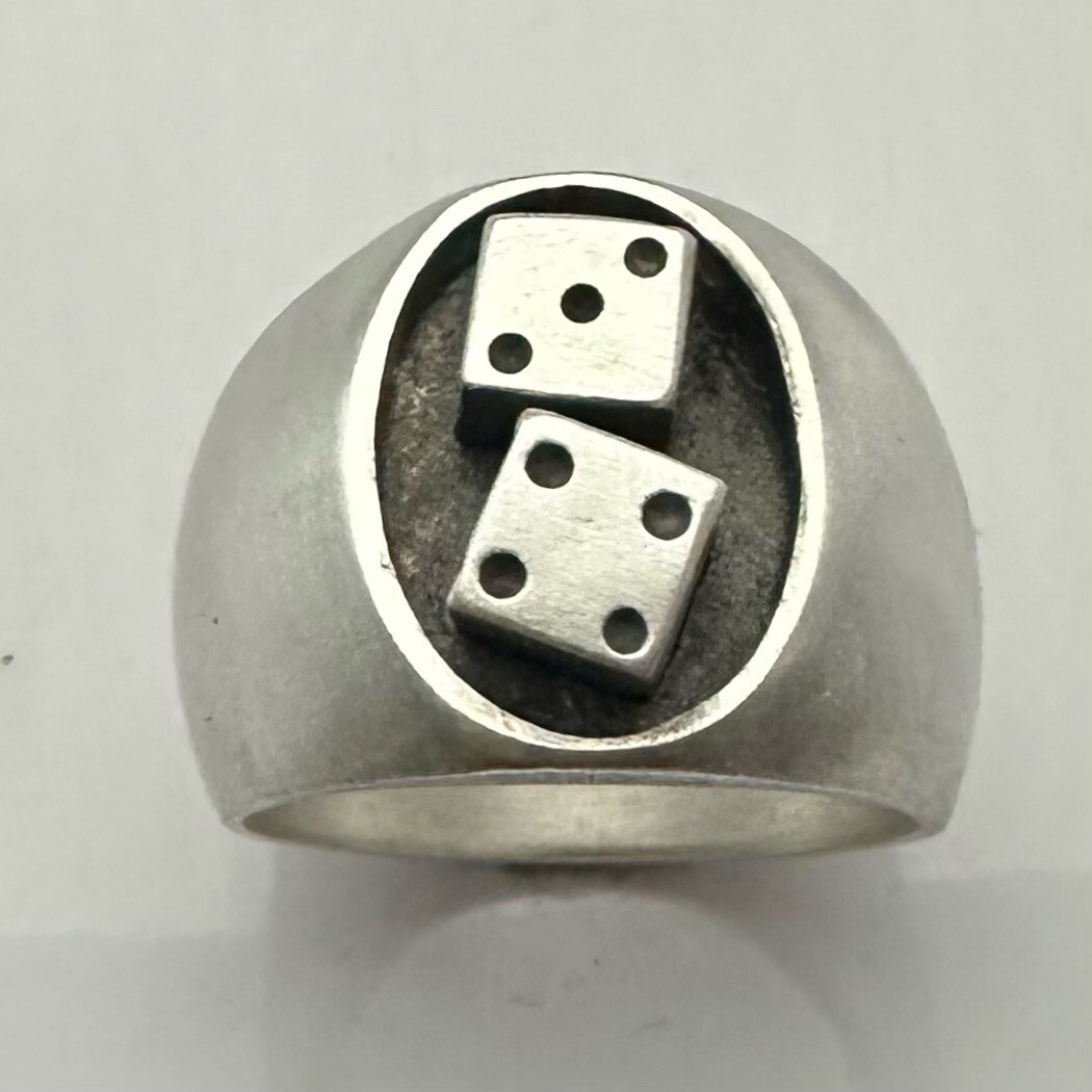 MJG STERLING SILVER LUCKY 7 TUMBLIN DICE OVAL TOP RING. 26 GRAMS. LAS VEGAS