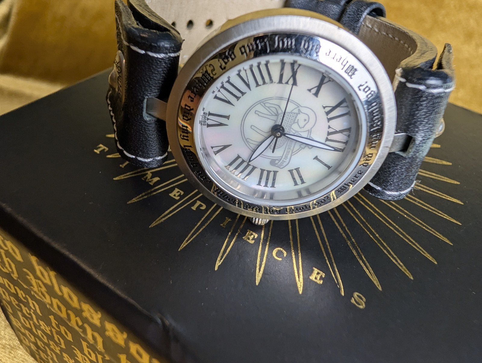 Gwen Stefani L.A.M.B. Watch RARE Mother Of Pearl Dial 30mm Silver Black Leather