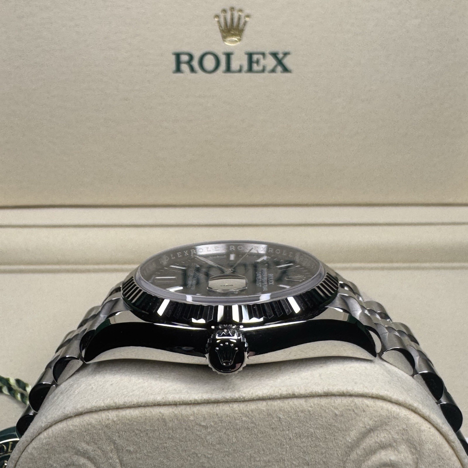 2026 Brand NEW Rolex Datejust 36 126234 Blue Dial 18k Gold Bezel Steel Box Paper