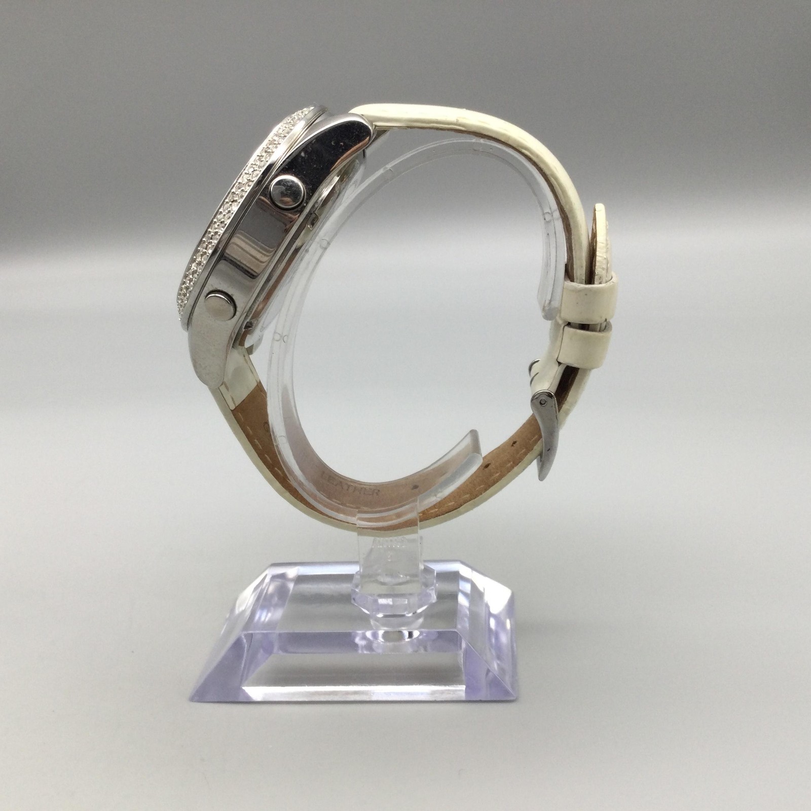 Phosphor Reveal Womens Watch 39mm Crystals LED Digital White Leather New Battery