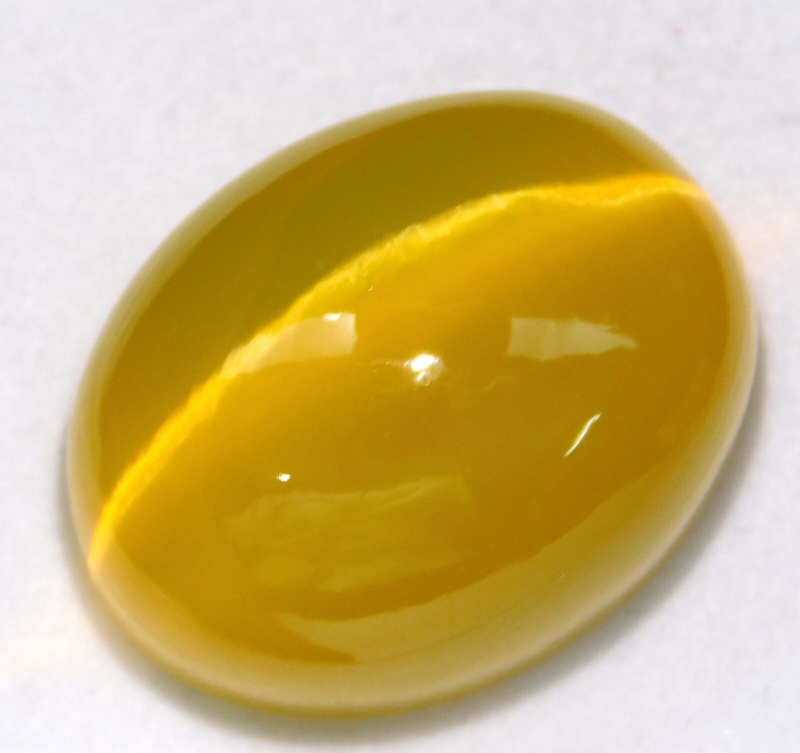 90.45 Ct Natural Chrysoberyl Yellow Cats Eye Oval Cabochon Cut Loose Gemstone