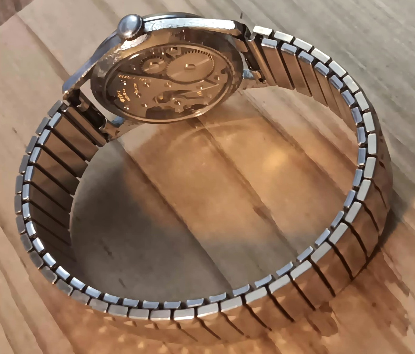 Vintage Wyler WycoFlex Watch 7 jewels Swiss Clear Glass Back WORKING no reserve