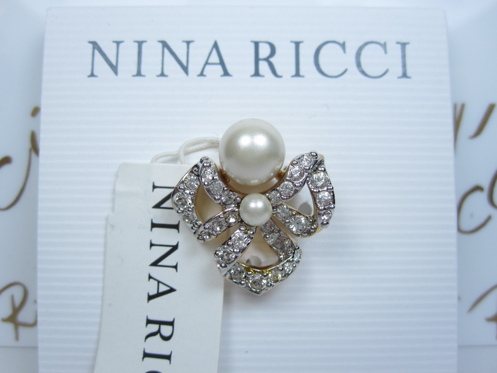 Nina Ricci Gold Plated Pin with Swarovski Crystals & Pearls – 6713