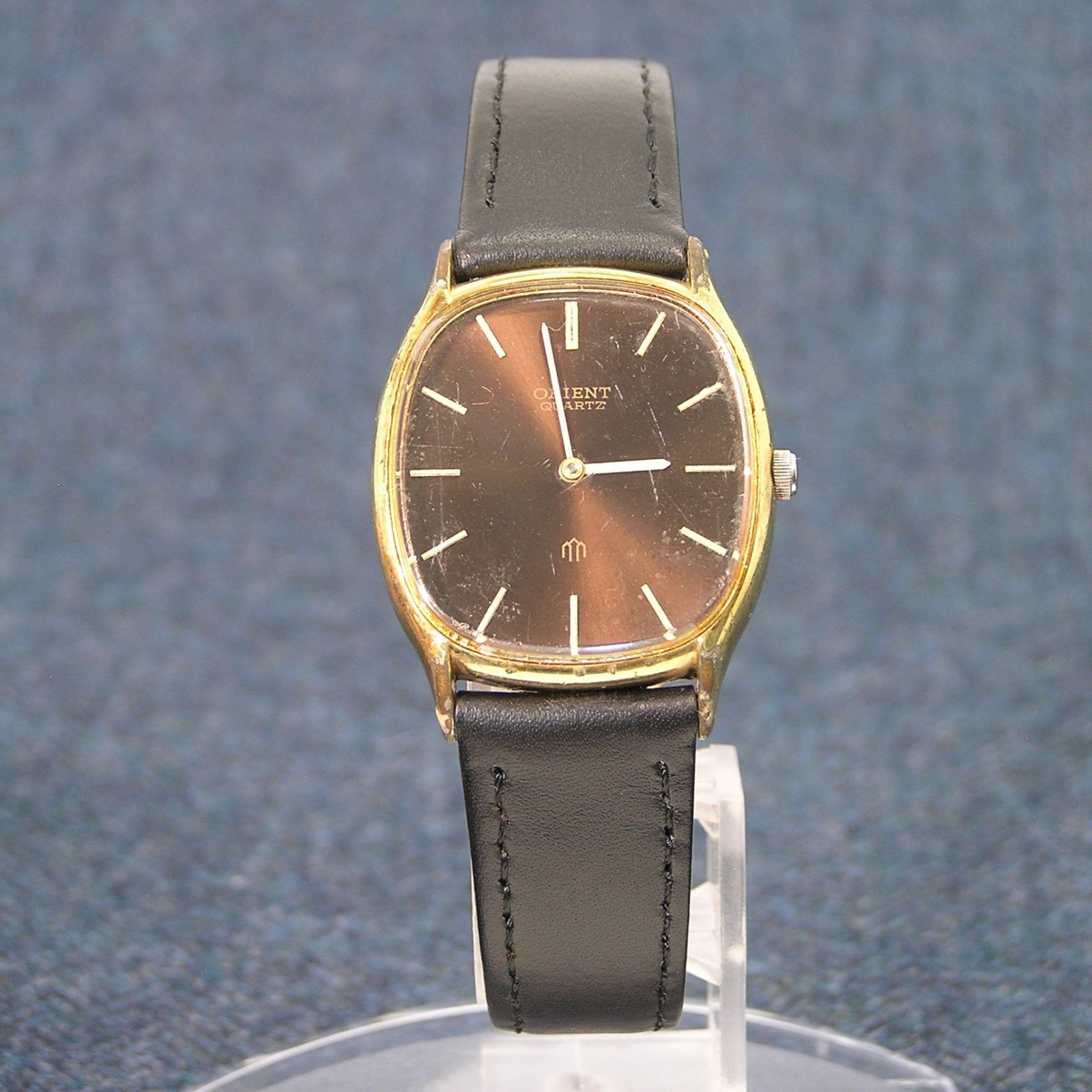 80s ORIENT QUARTZ I050427 Gold Plated Vintage Dress Watch Japan Imported