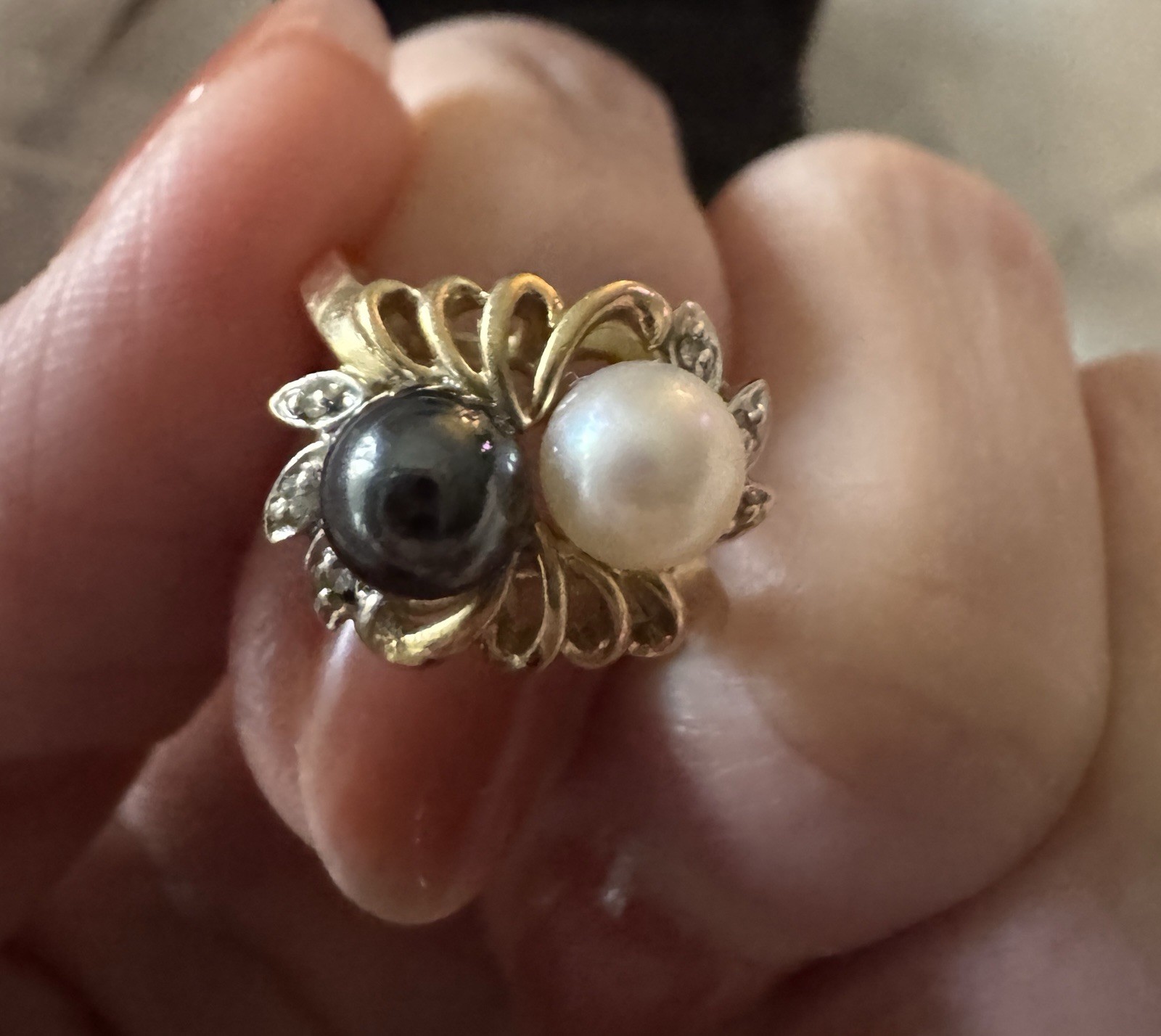 Solid 10K 10Kt Yellow Gold Pearl Diamond Women’s Band Ring Size 6.75