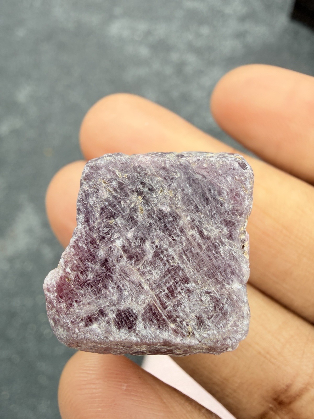 105 Ct Natural Sapphire Corundum