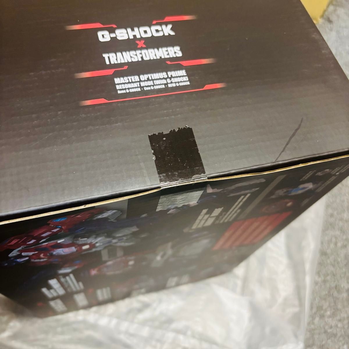 Brand new and unopened G-Shock Transformer DW 6900TF SET TRANSFORMERS 35th colla