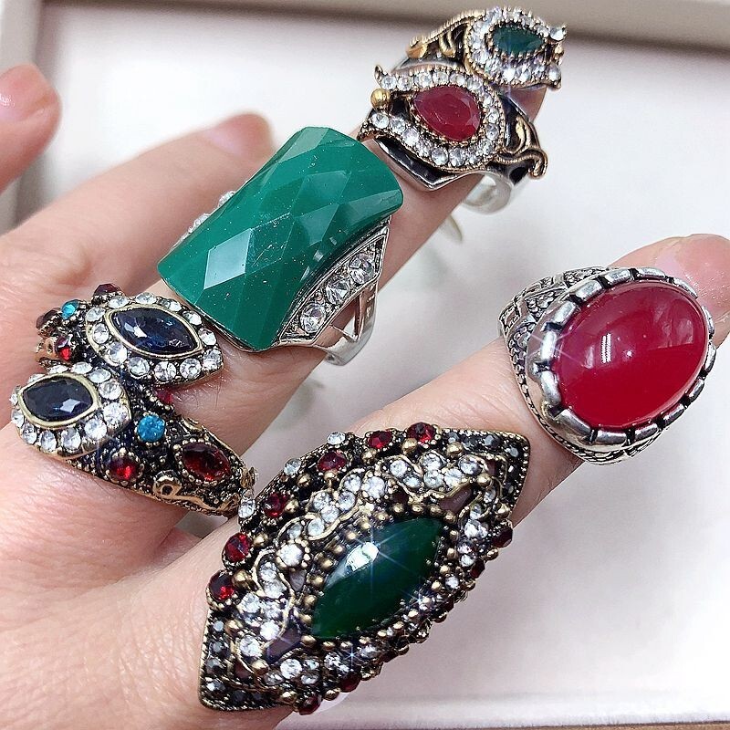 Wholesale 50pcs Lot Vintage Crystal Stone Mix Style Metal Jewelry Ring Men Women