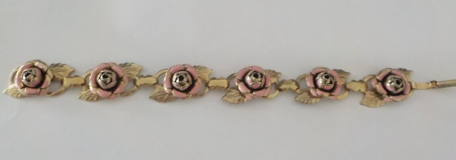 Vintage 1960’s Pink Rose Gold Bracelet 7″
