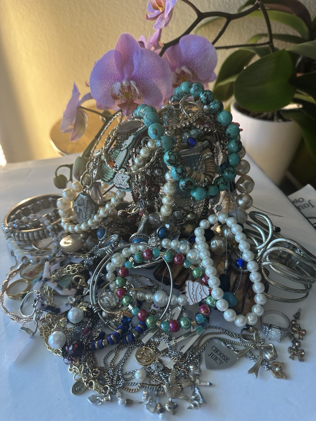 4.07 lbs vintage mystery jewelry jar lots