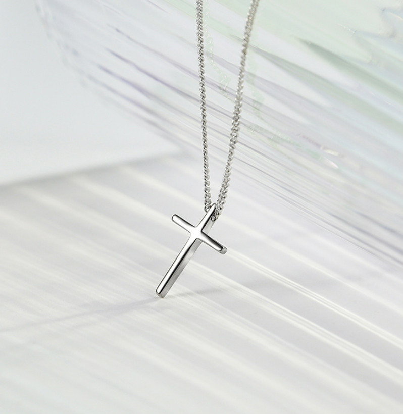 NEW Women’s 925 Sterling Silver Cross Plain & Simple Pendant Adjustable Necklace