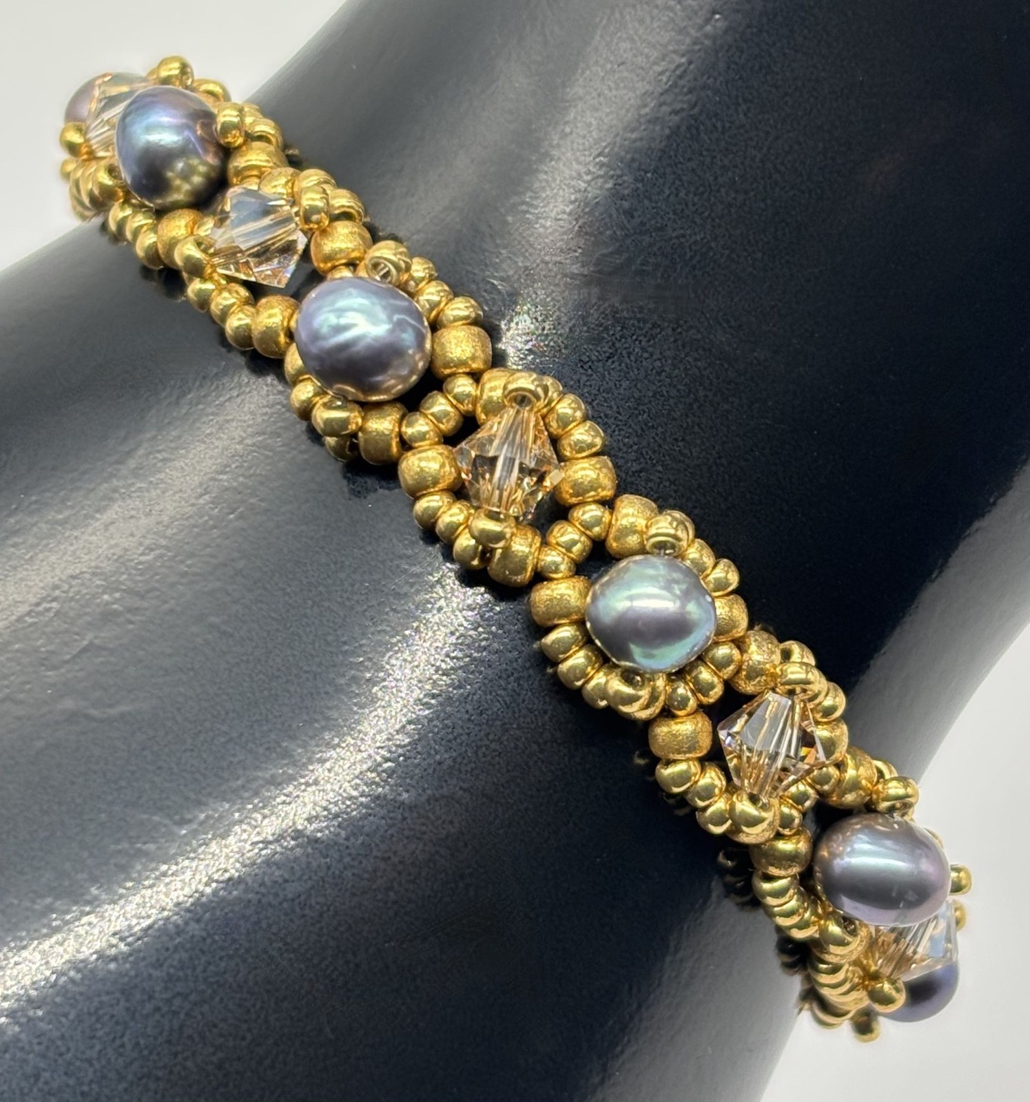 Artisan Made Bracelet Freshwater Pearls Swarovski Crystals 14K GF Clasp Unsigned