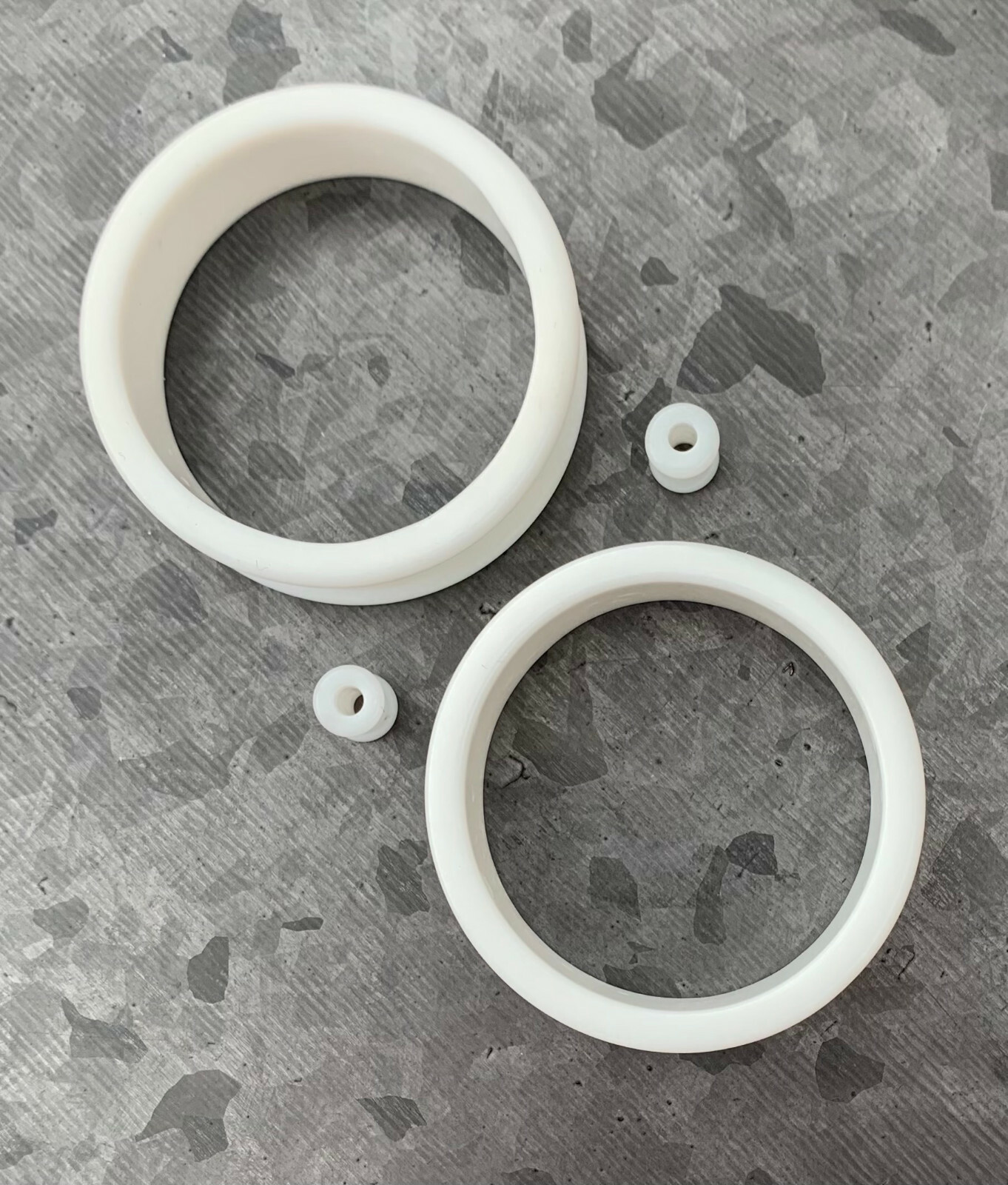 PAIR White Silicone Tunnels Double Flare Plugs Earlets Gauges up to 2 inch!