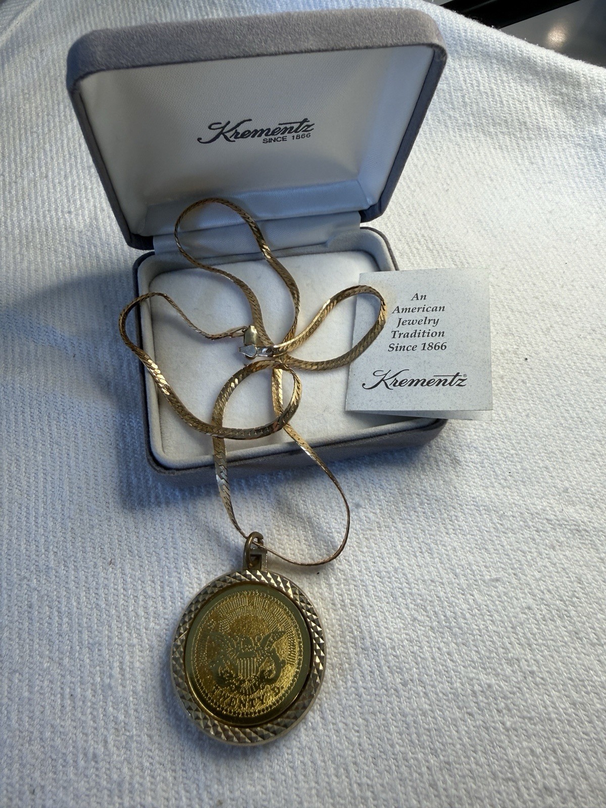 Krementz Coin Pendant Necklace Round Charm Herringbone Chain Gold/Silver