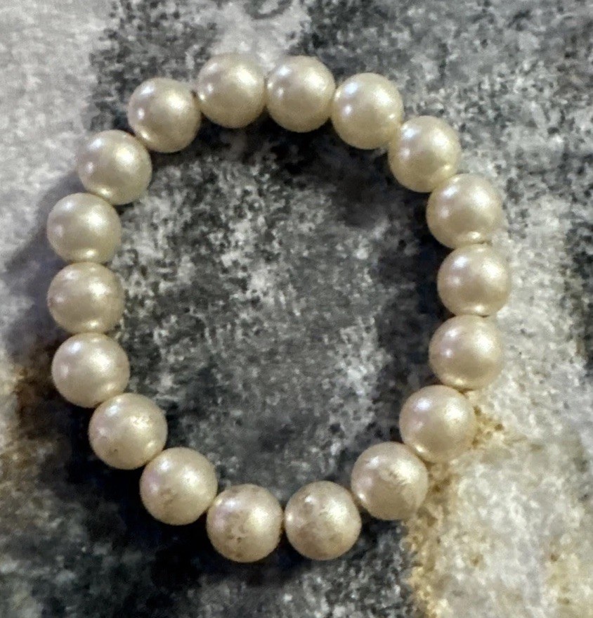 12 Vtg Bracelet Stones Metal Faux Pearl Beads Some Stretchable