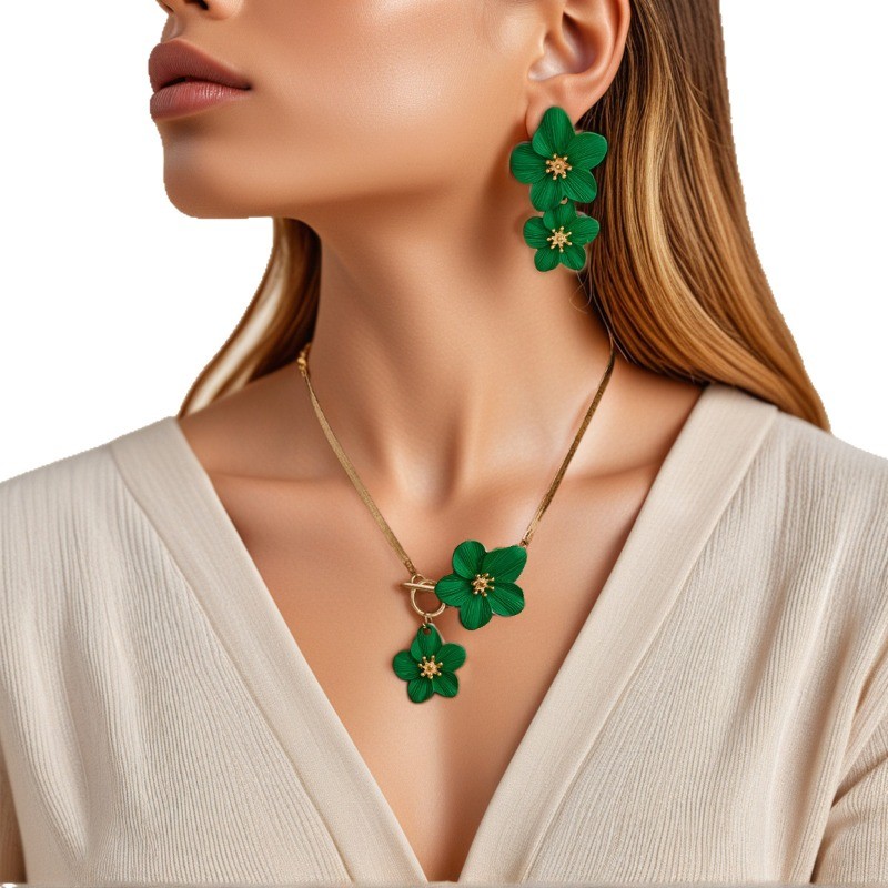 Women’s Fashion Elegant Green Flower Pendant Necklace Earring Set Gift Alloy
