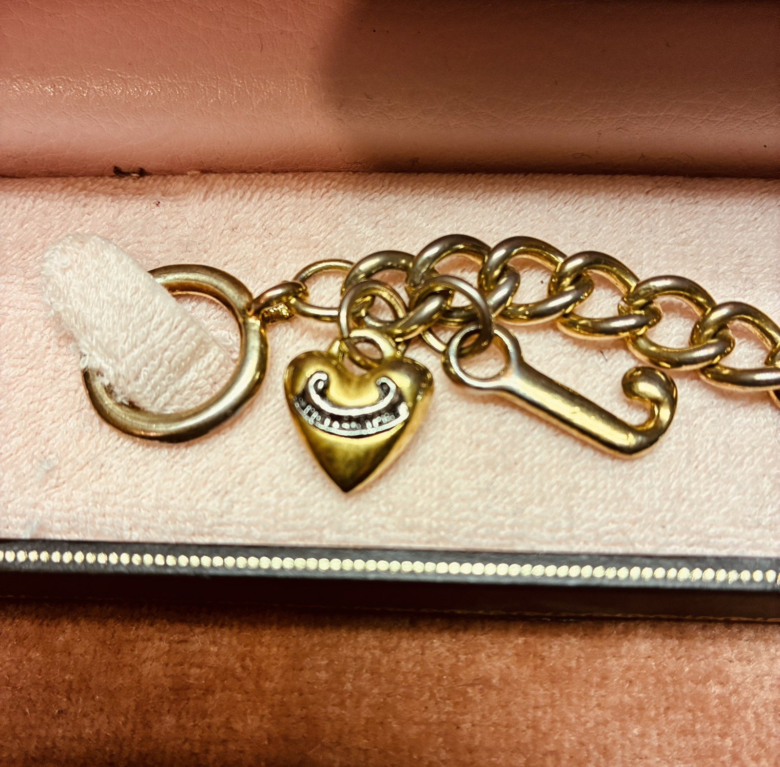 JUICY COUTURE Puffed Heart & J Gold Tone Starter Charm Bracelet 7.5″