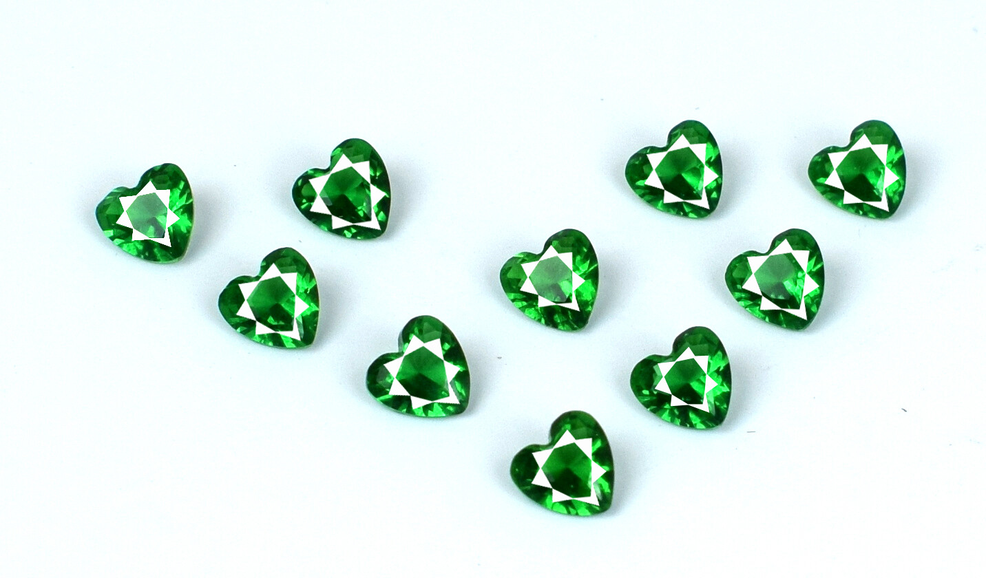 3.95 Ct Heart Shape Colombian Emerald Gems Lot Natural 10 Pcs Certified