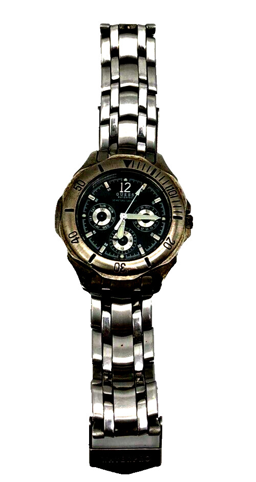 GUESS WaterPro – 50 Meter/165 Feet Water Resistant Watch