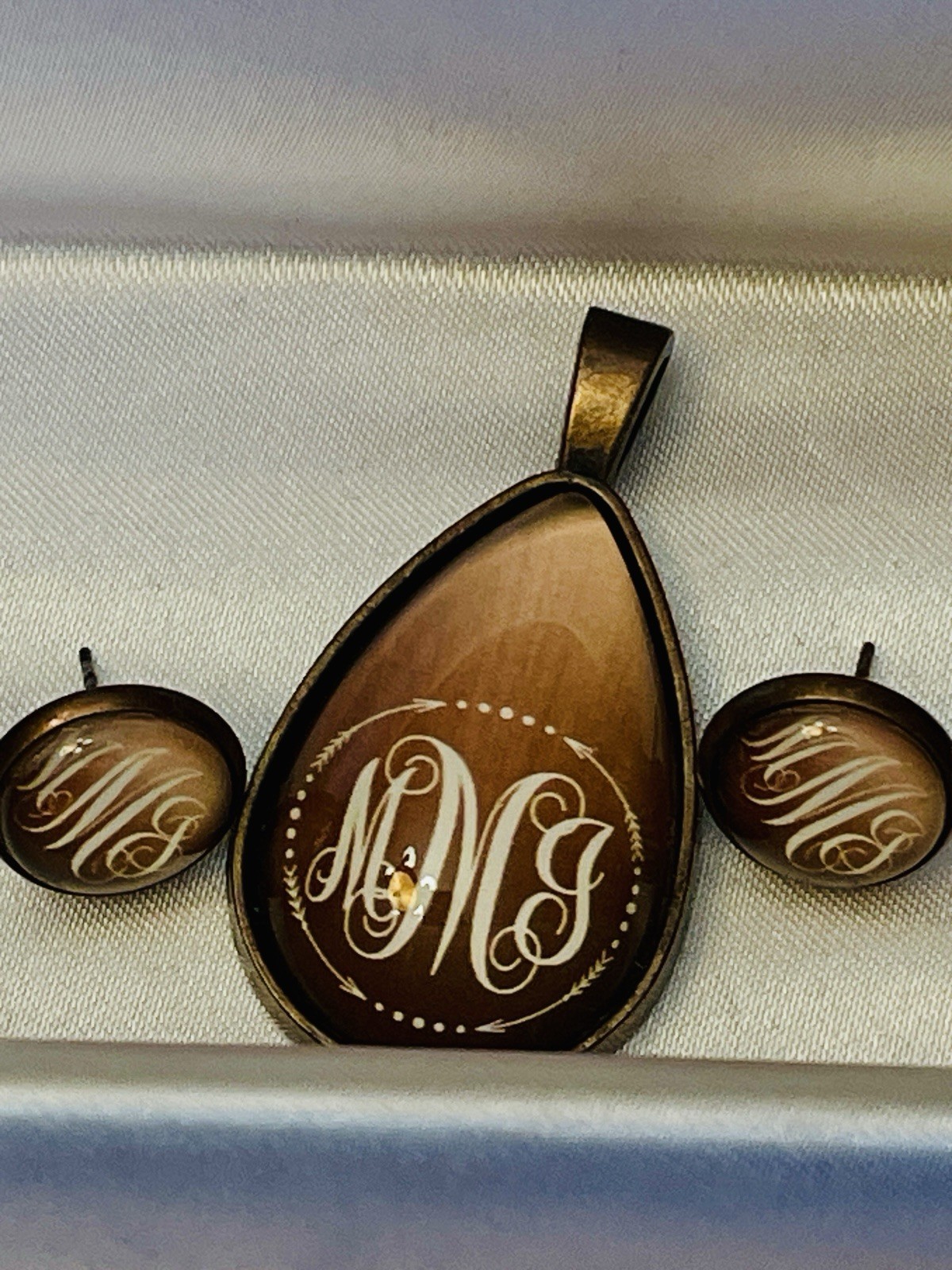 Personalized Monogram Initial Pendant MMG (or MMJ) Earrings Set Bronzed Metal