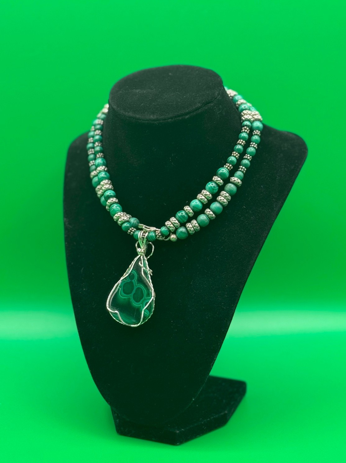 Malachite and sterling wire wrapped pendant necklace handcrafted 28 in 140 gm