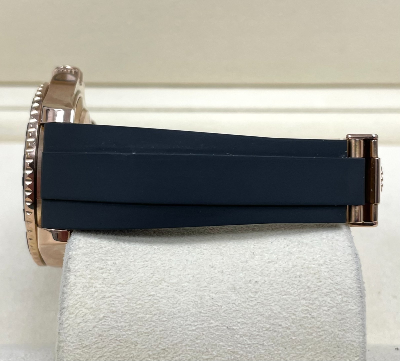 Rolex Yacht-Master 268655 Rose Gold On Oysterflex 2015 Full Set 37mm