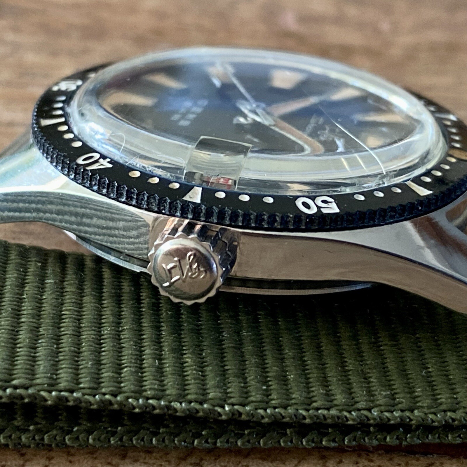 Vintage {Prof. SERVICED} ShangHai 114 Diver SS4 Chinese Military Watch (0388)