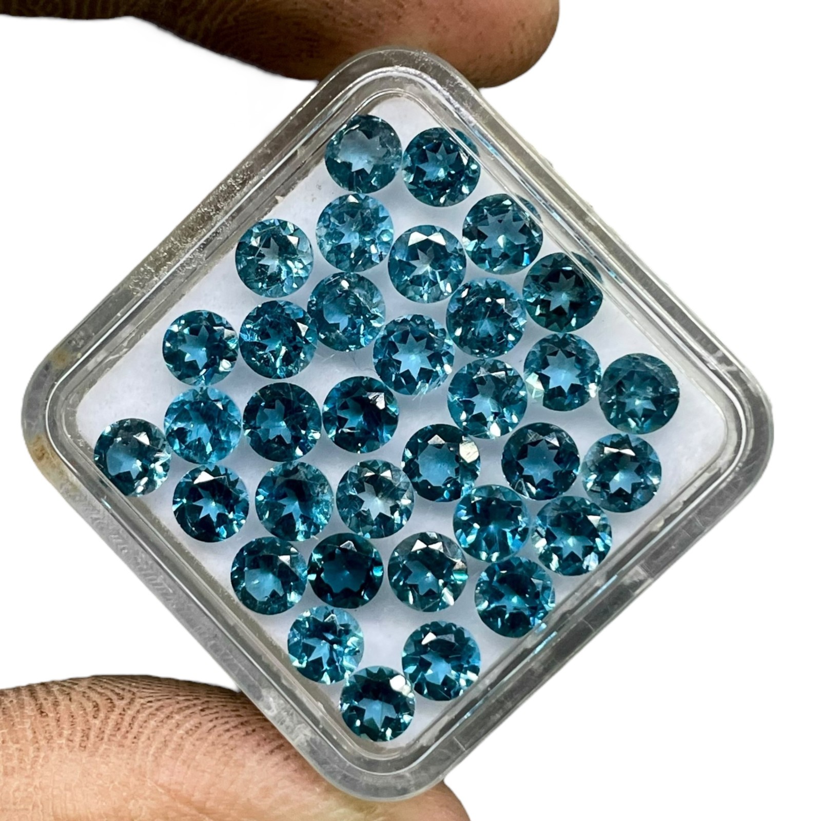 VVS 15 Pcs Natural London Blue Topaz 4mm Round Cut Loose Gemstone Wholesale Lot