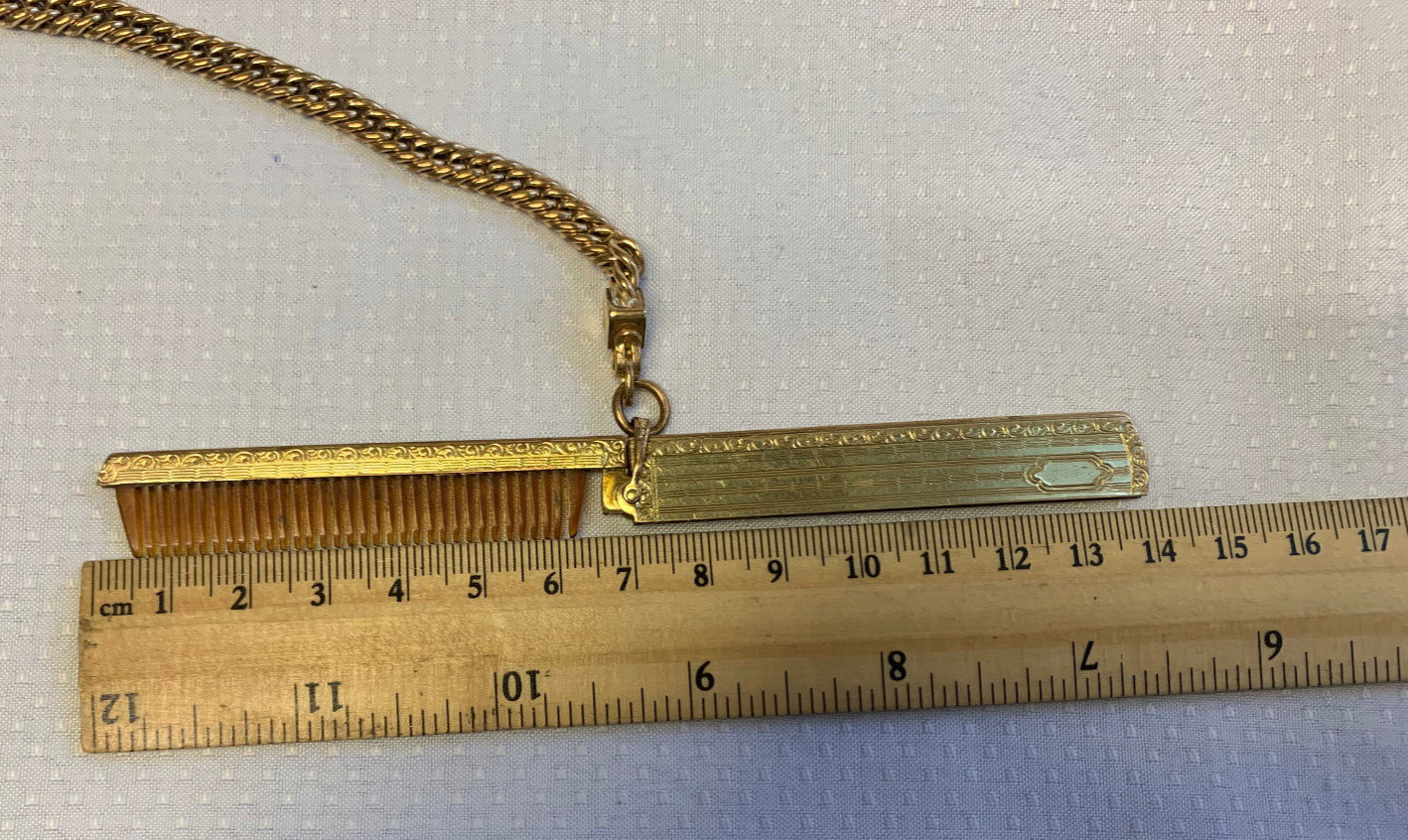 Gold Filled Pocket Watch Fob 35.89g Fine Jewelry 11.5″ Curb Link w/ Comb Pendant