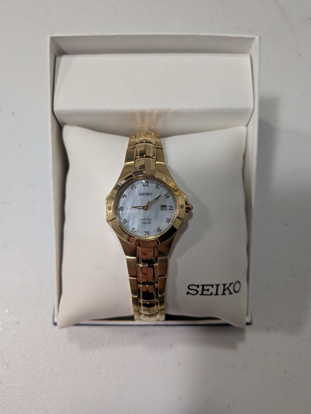 Seiko Solar Women’s V137-0AD0