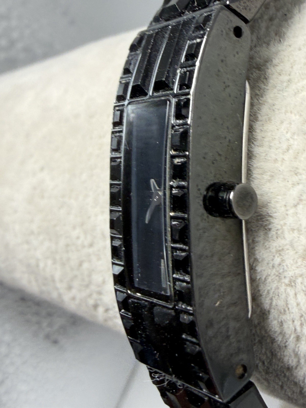DKNY NY-3897 New Battery Ladies Watch Black Crystals 12MM 6″ Solid Stainless