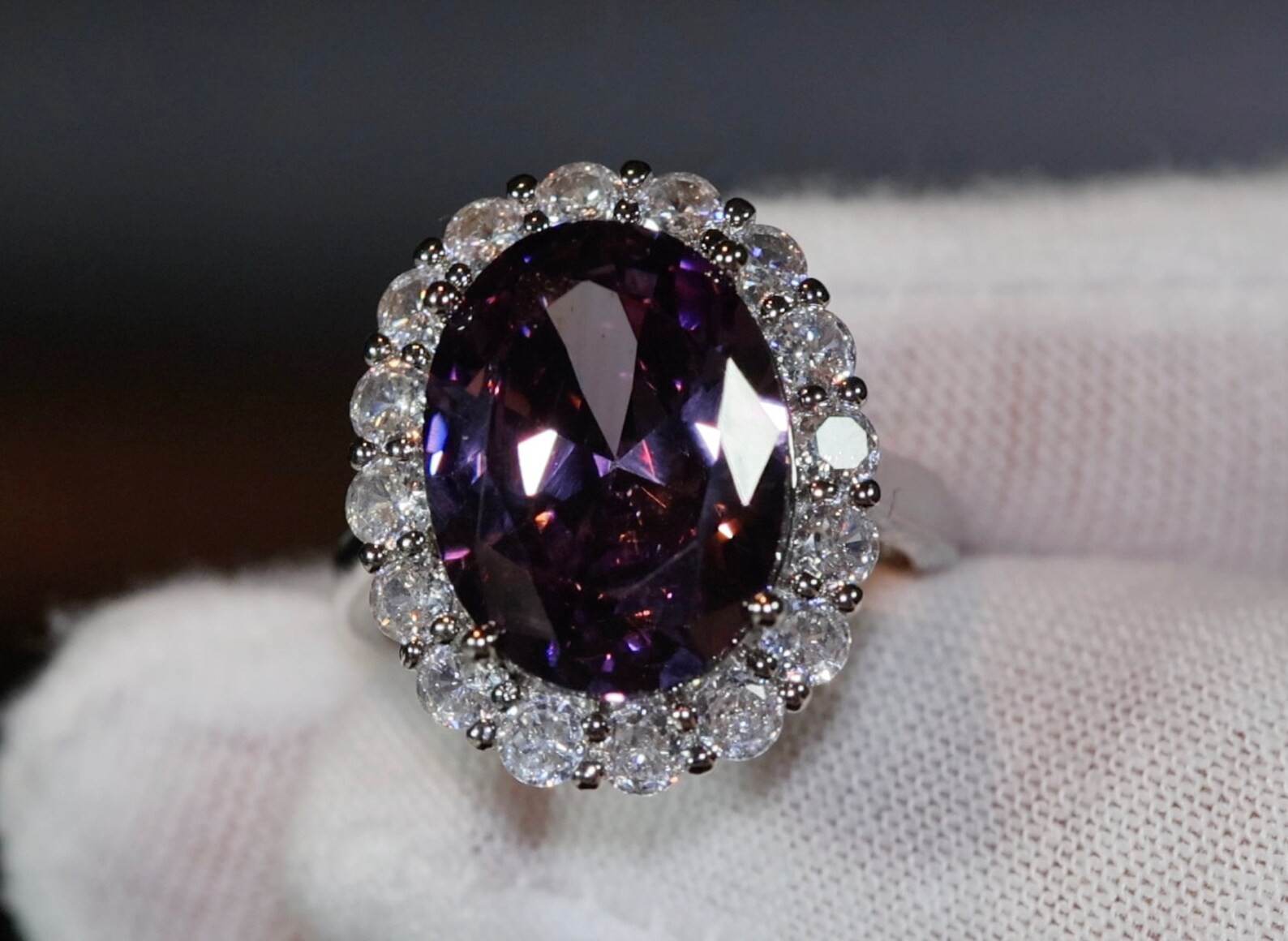 5.50 Ct Oval Cut Natural Amethyst Diamond Wedding Ring 14K White Gold Size 7