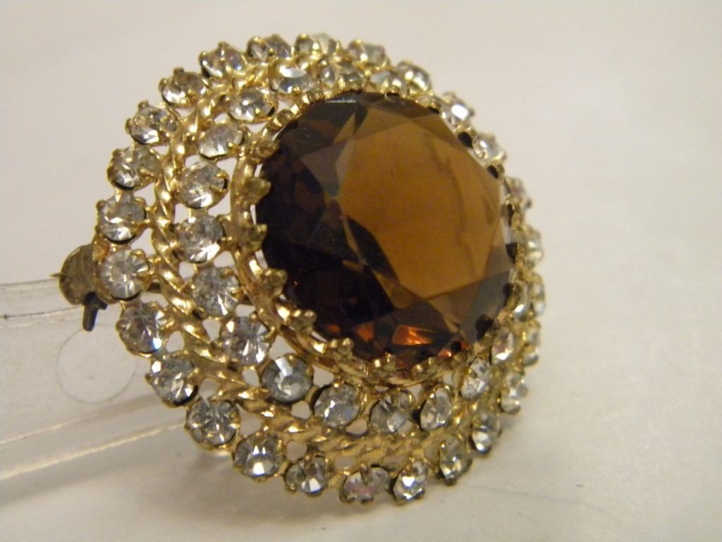 Beautiful Czech Jewelry Brooch Czechoslovakia Vintage Jablonex 284