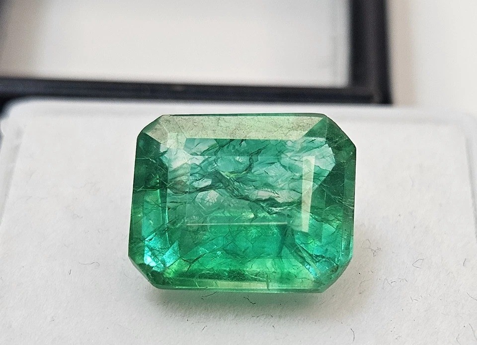 Green Colombian Emerald 4-5 Ct Emerald Cut EGL CERTIFIED Loose Gemstone