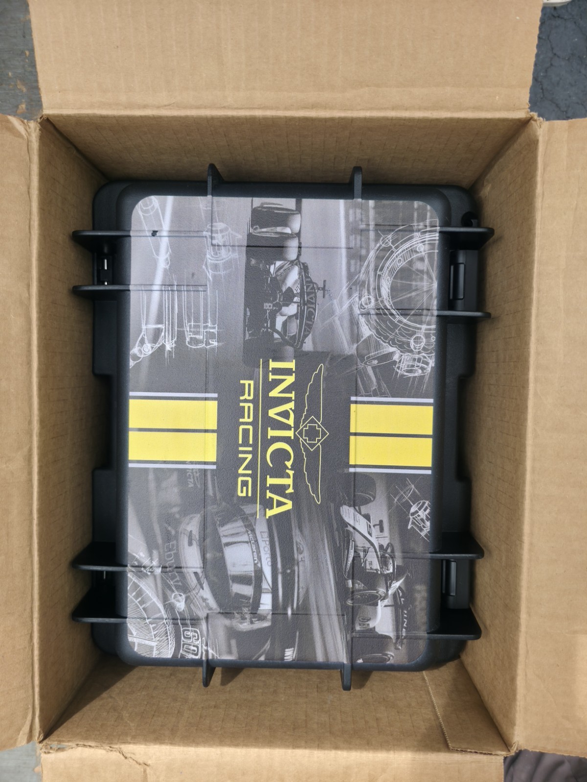 Invicta 8-Slot Dive Impact Watch Case, Racing Team, SKC Black (DC8RT-SKCBLK) NEW