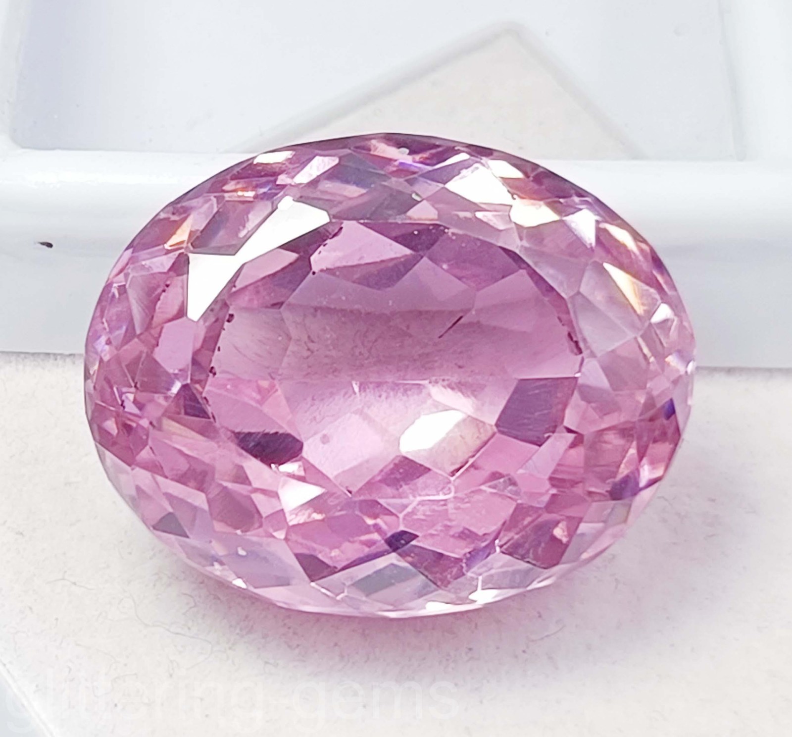 Premium Natural 101.60Ct Hot Pink Sapphire Oval Cut IGL Certified Gemstone 5DDS