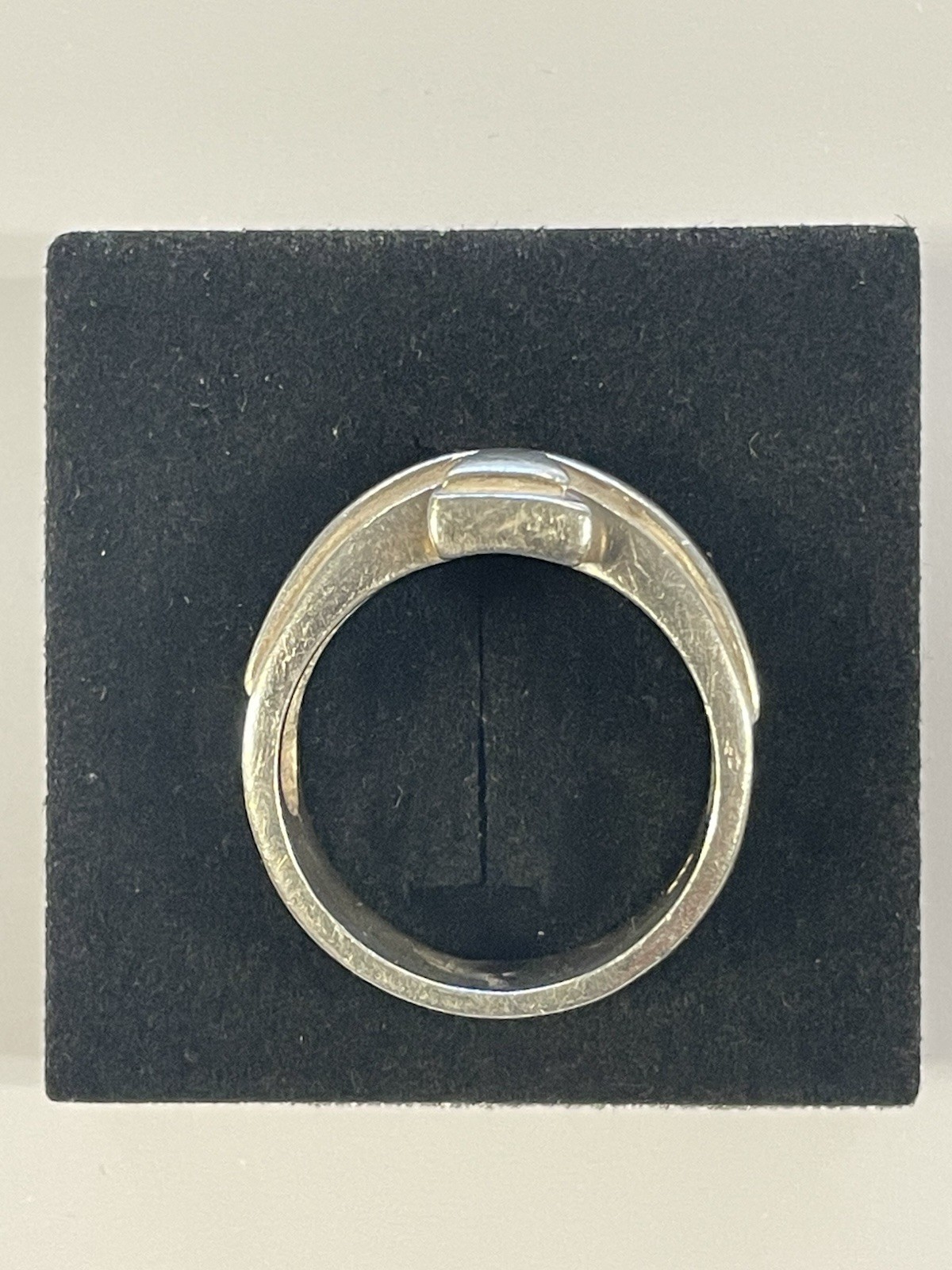(G1426) Pre-Owned Sterling Silver Cross Ring Size 10.5 (10.7 Grams)
