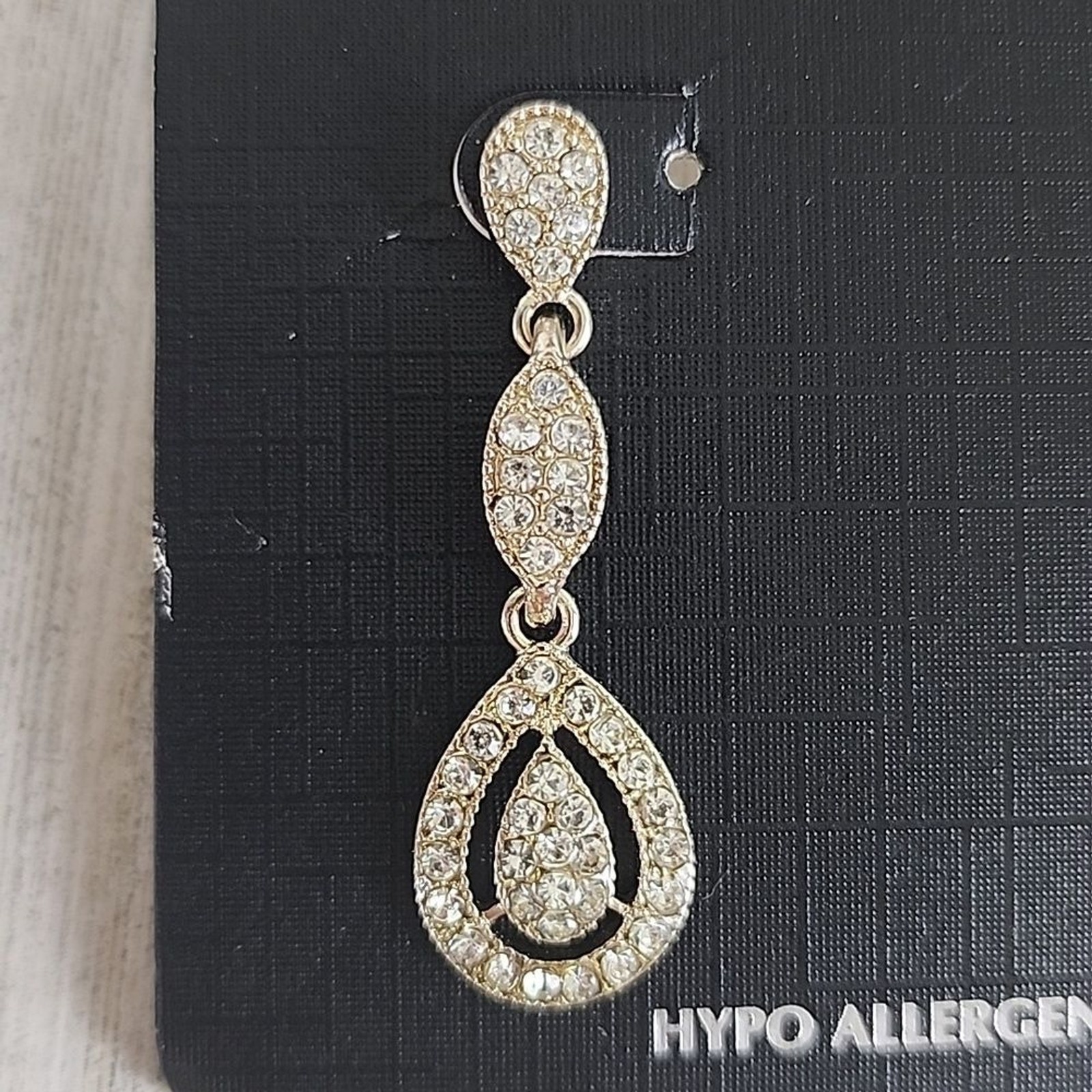Rhinestone silvertone drop pierced earrings special occasion bridal NEW