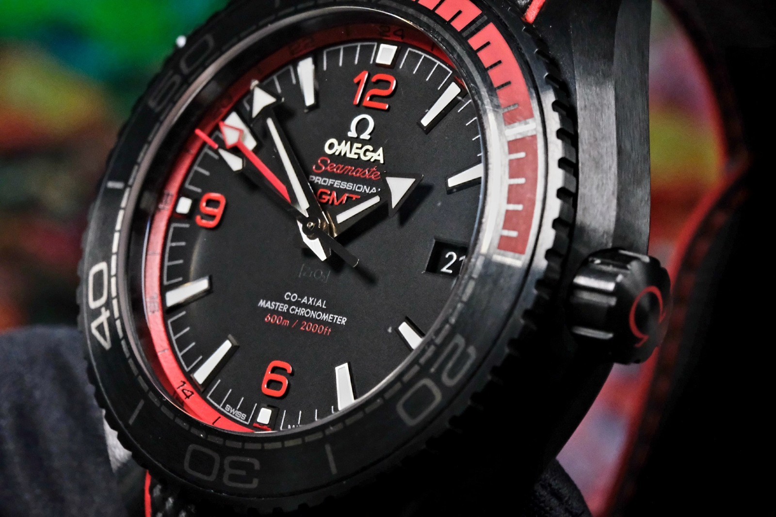 2023 OMEGA Seamaster Planet Ocean 600M 215.92.46.22.01.003 Deep Black Full Set