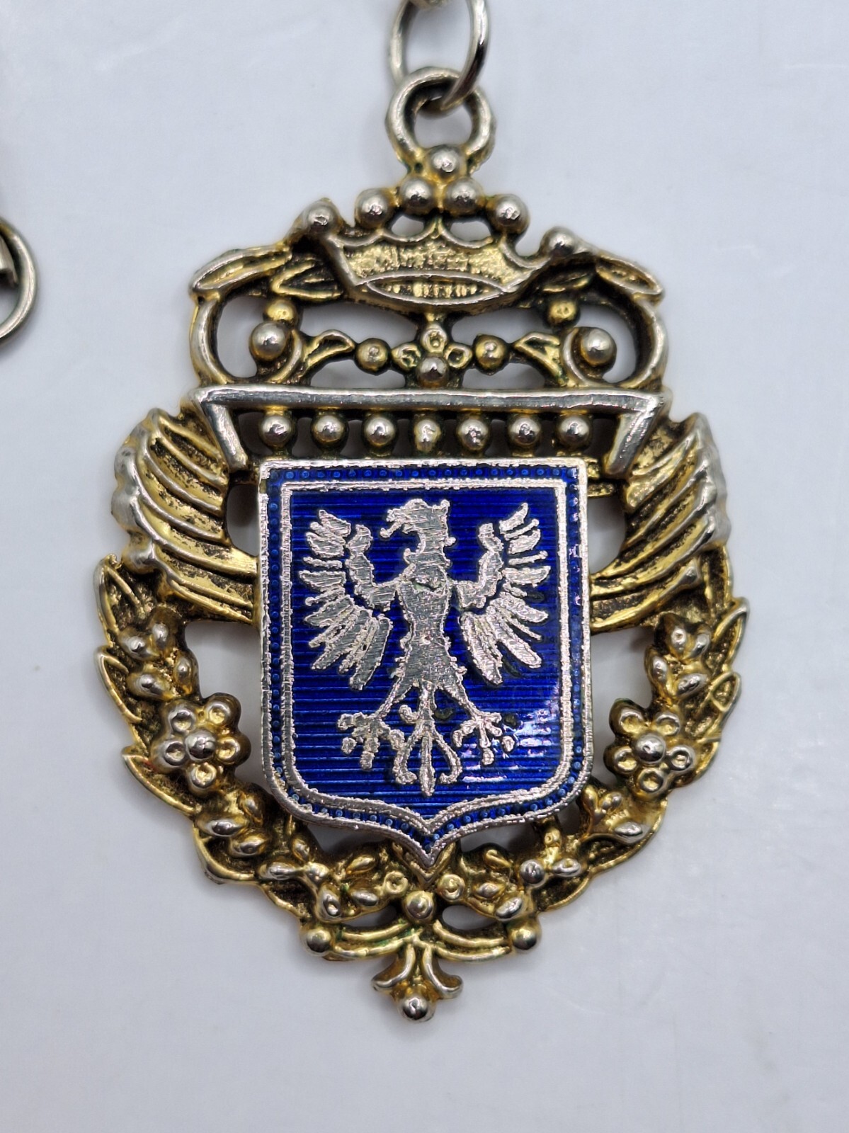 Vintage Crest Crown Eagle Pendent & Necklace Silver Tone VGC
