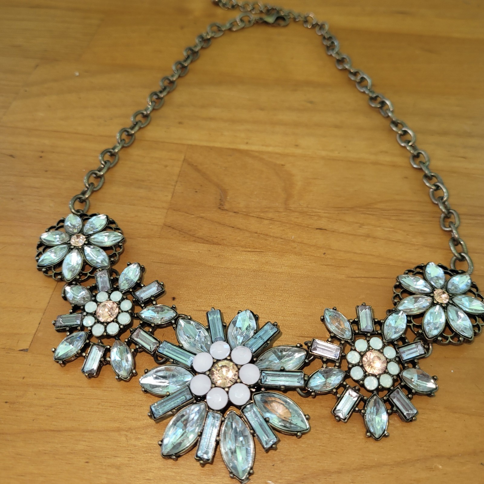 Rhinestone Floral Bib Statement Necklace Gold Tone Crystal Flower Collar