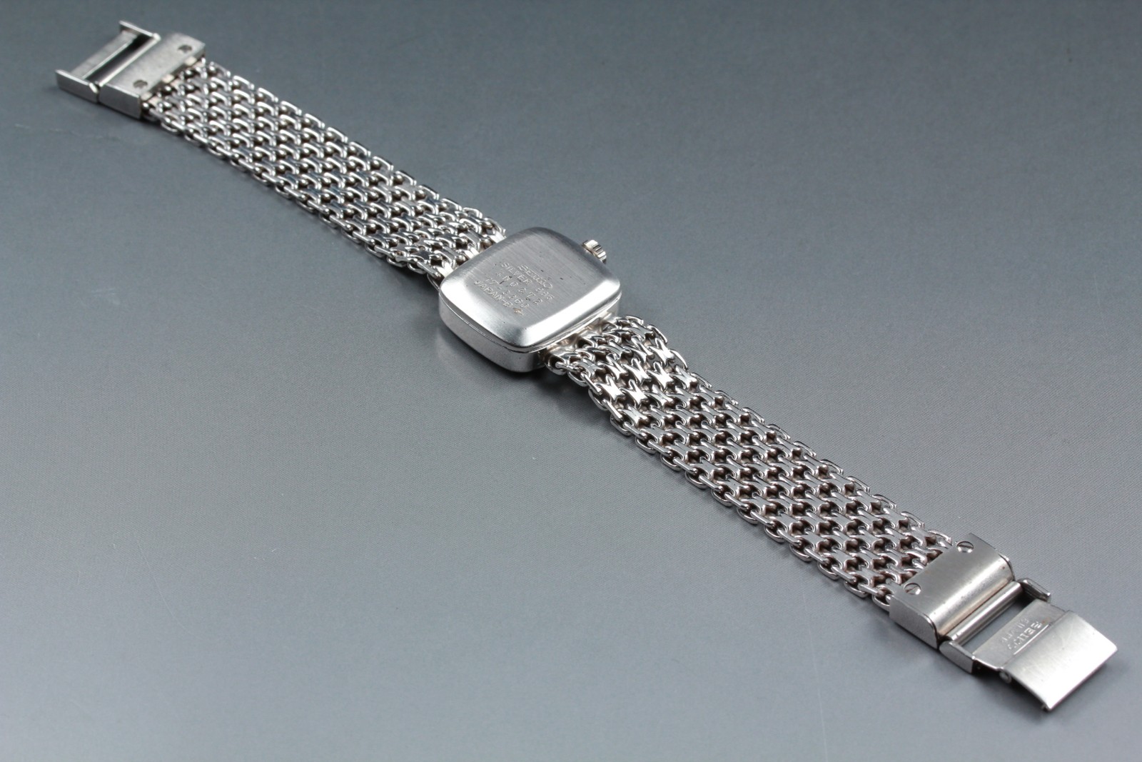 Vintage 1974 N MINT Seiko Bracelet 17-3360 20J Silver 885 Womens Watch JAPAN