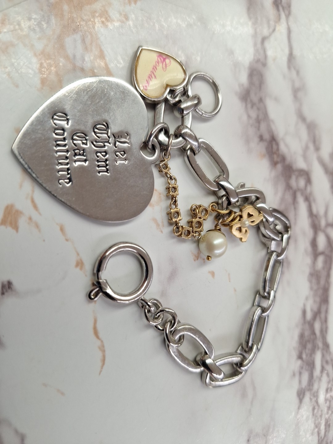 Y2K Juicy Couture LET THEM EAT COUTURE Heart Pearl Charm Bracelet Silver Tone