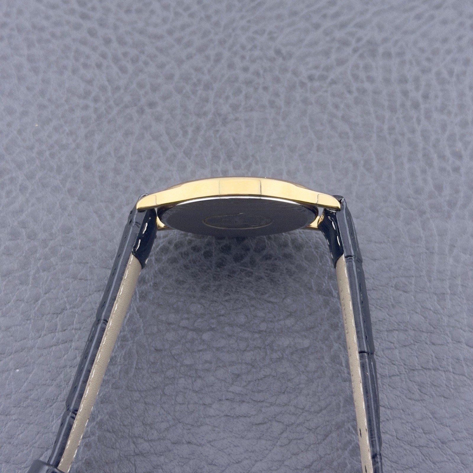 Vintage 1983 Omega DeVille – Gold Dial – Push Crown – Ref 195.0039 – Men’s Watch