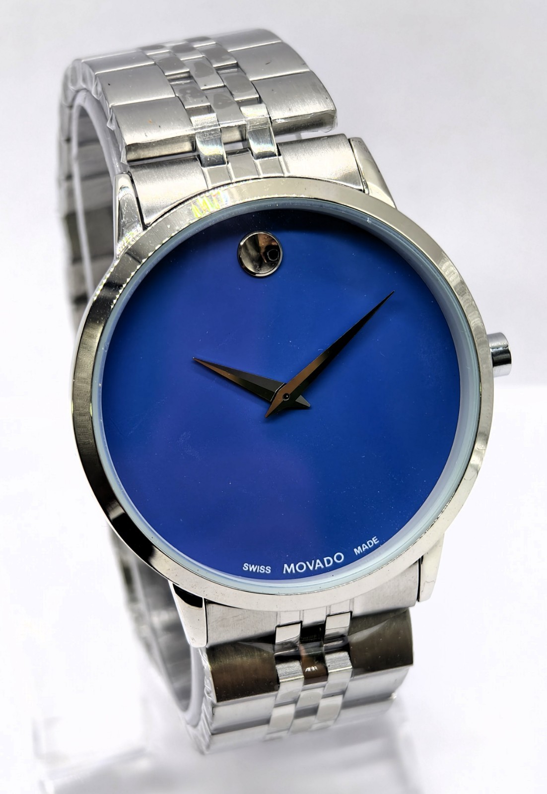 Amazing Movado Museum Classic Analog Quartz Men’s Wrist Watch