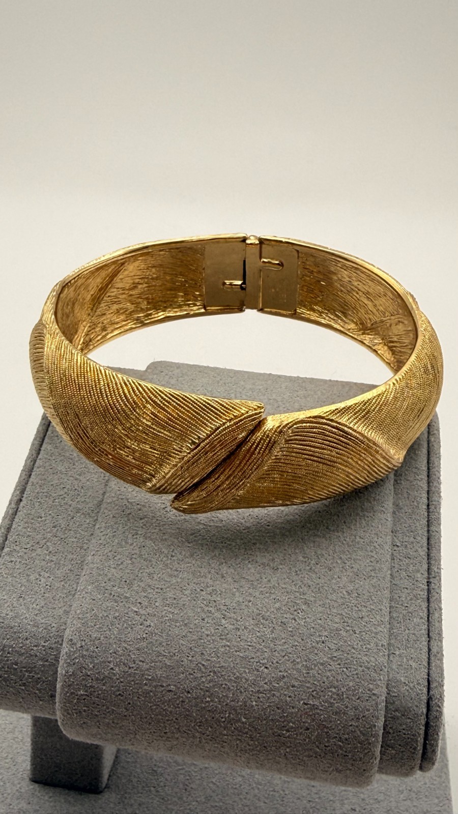 MONET Original Vintage Signed Designer MCM Modern Brush Gold Cuff Bracelet 7″