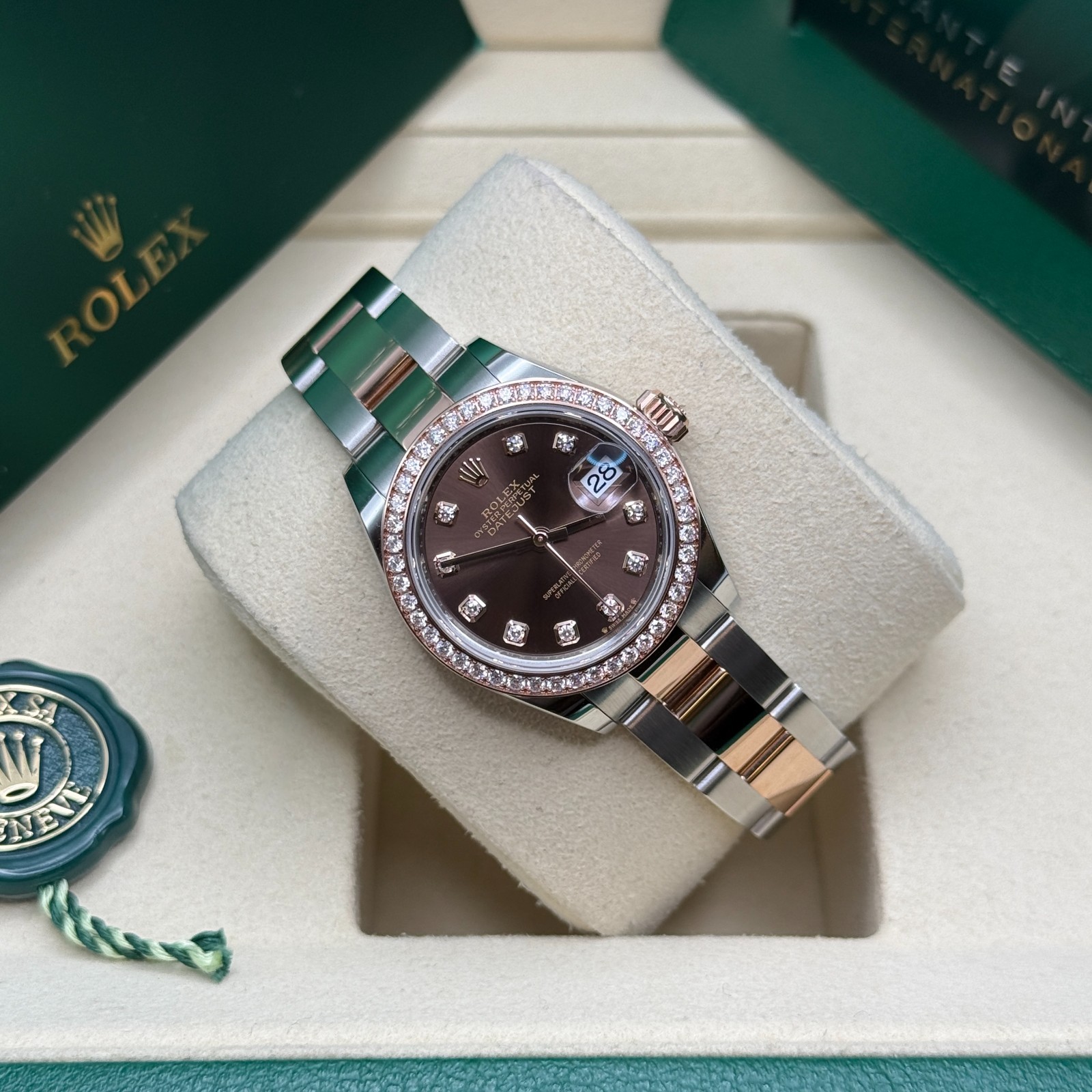 Rolex Lady-Datejust NEW 2026 Chocolate Diamond Two Tone Rose Gold Diamond Oyster